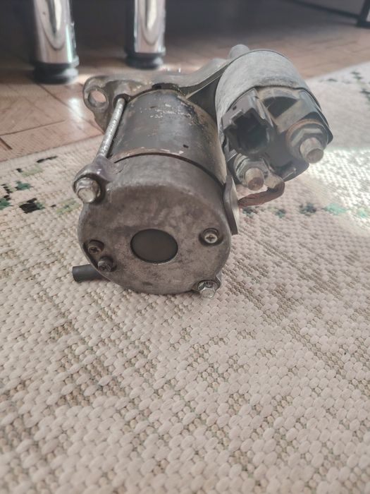 Автозапчасть, стартер