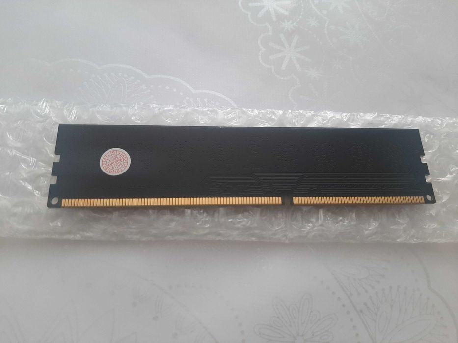 ОЗУ 4Gb  DDR3 1333