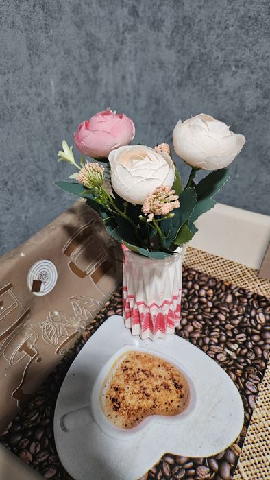 Гипсовые ручные вазы