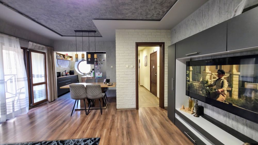 Продава се Тристаен апартамент в Перник, Изток - 116 кв.м за 1699 €/кв.м - Снимка #1