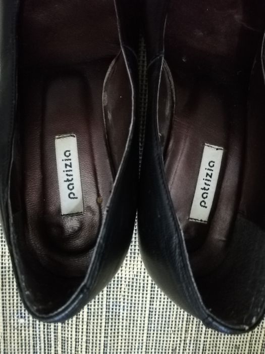 Incaltaminte marimea 38