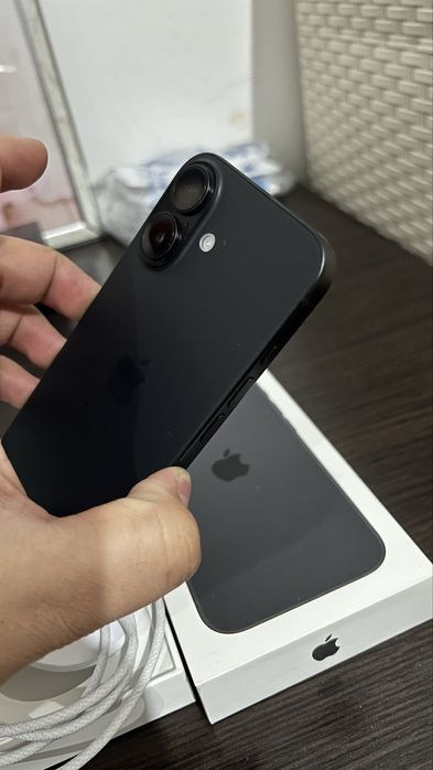 iPhone 16 Black 128GB EAC