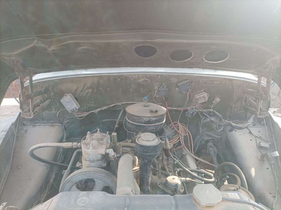 Zil 45021. Yili 1989. yashil haki rangda. Holati yaxshi.