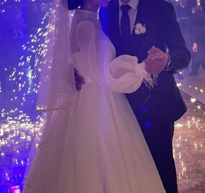 Продам свадебное платье