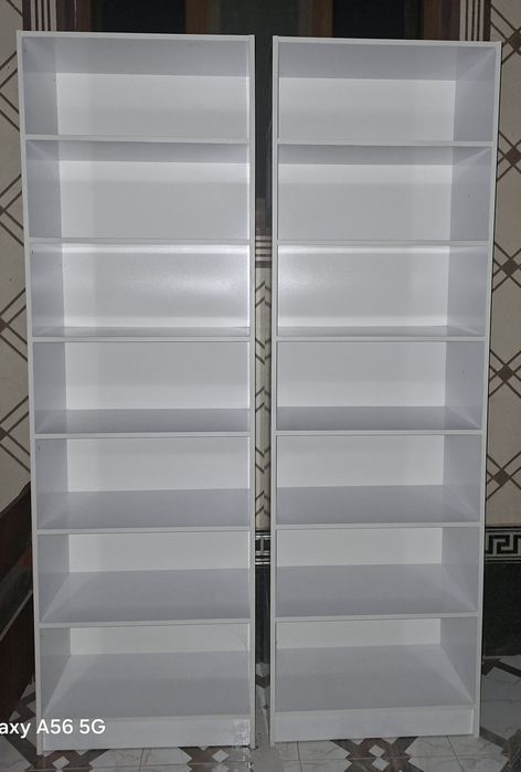 Shkaf buyi 2,24,eni 70sm,7ta katak har bir 30sm