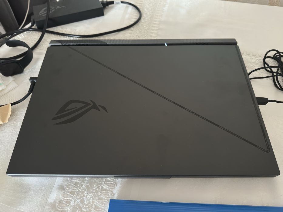 Asus ROG Srtix G18