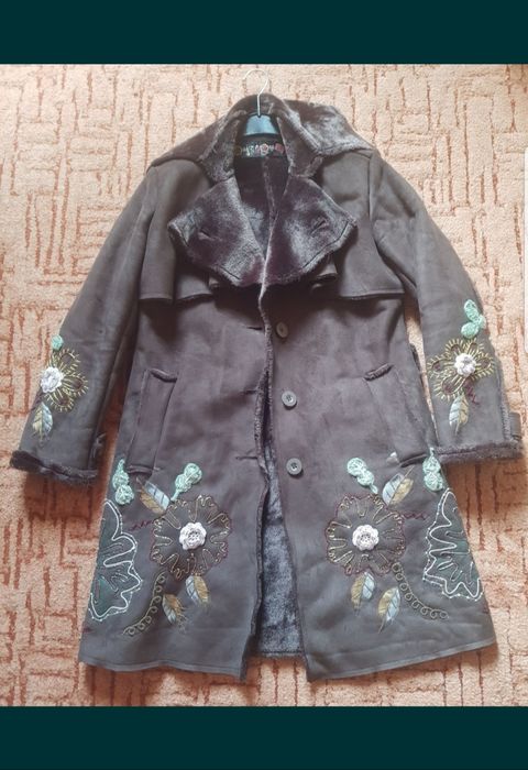 Palton foarte elegant, de dama
