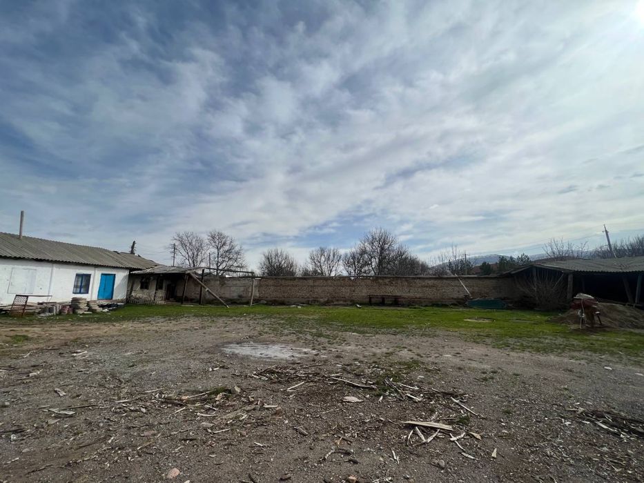 Srochna oqtoshda yer sotiladi