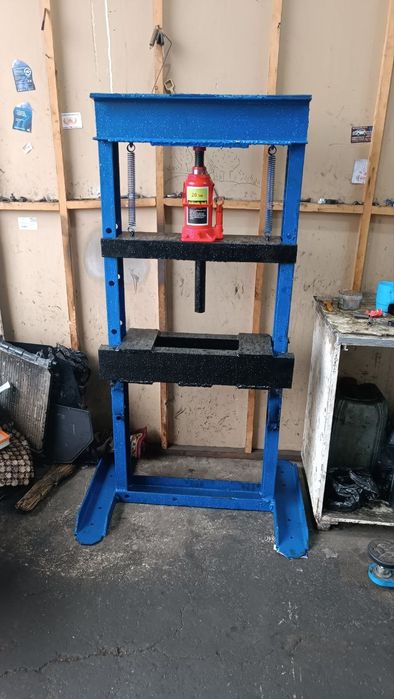 Продаётся Пресс.