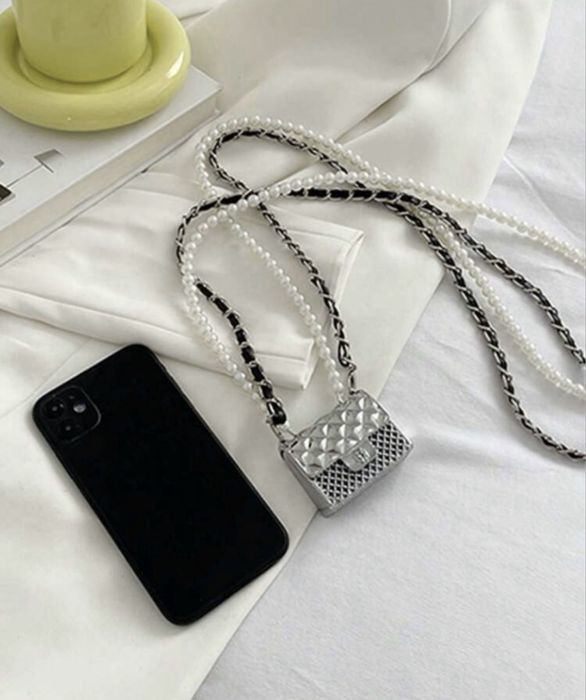 Мини чантичка аксесоар