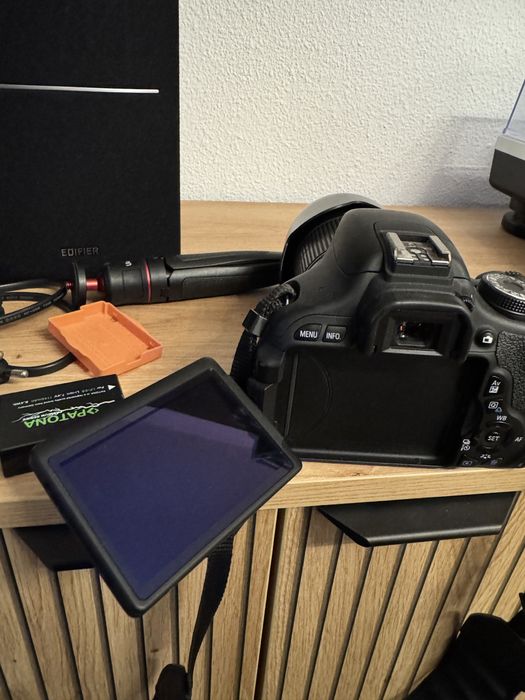 Aparat foto Canon 600D cu 2 obiective