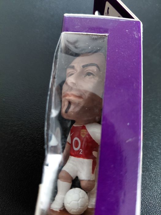 Figurina Robert Pires The Arsenal (colectable/ colectionari)