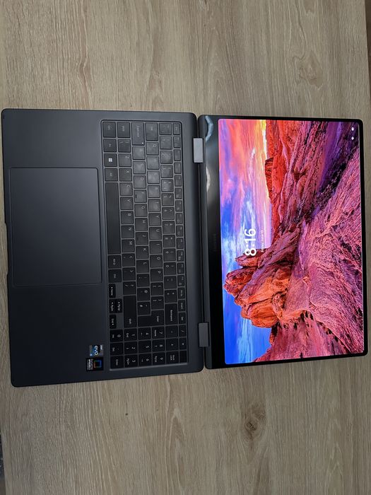 Samsung Galaxy book 3 pro 360 - 16”