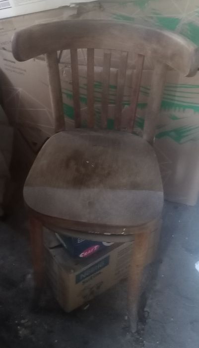 Стулья деревянные