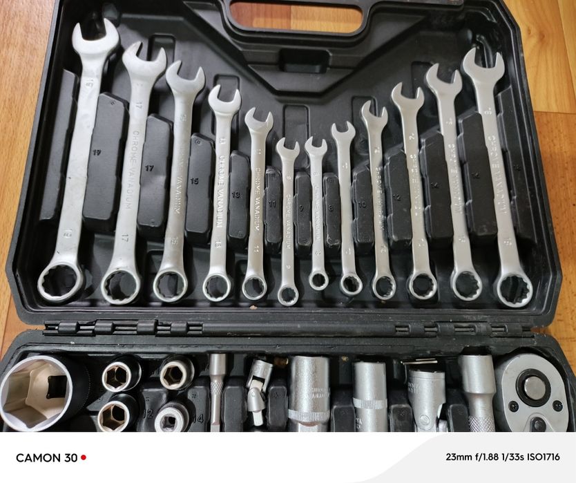 Продам набор ключей