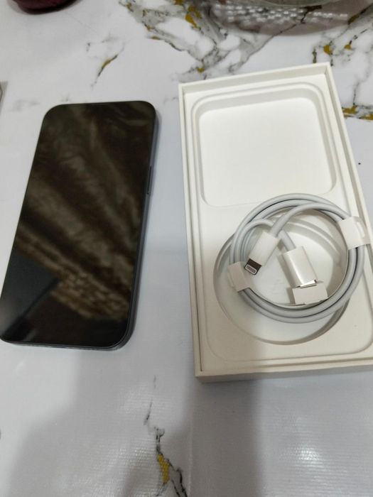 iPhone 13 продаю 5G