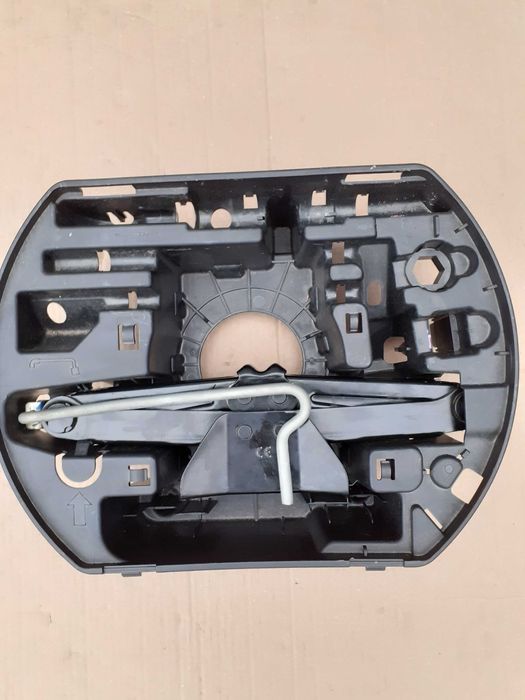 Cric PEUGEOT 508, 407, 308, 208, 207  CITROEN C2 C3 C4 C5, Xsara