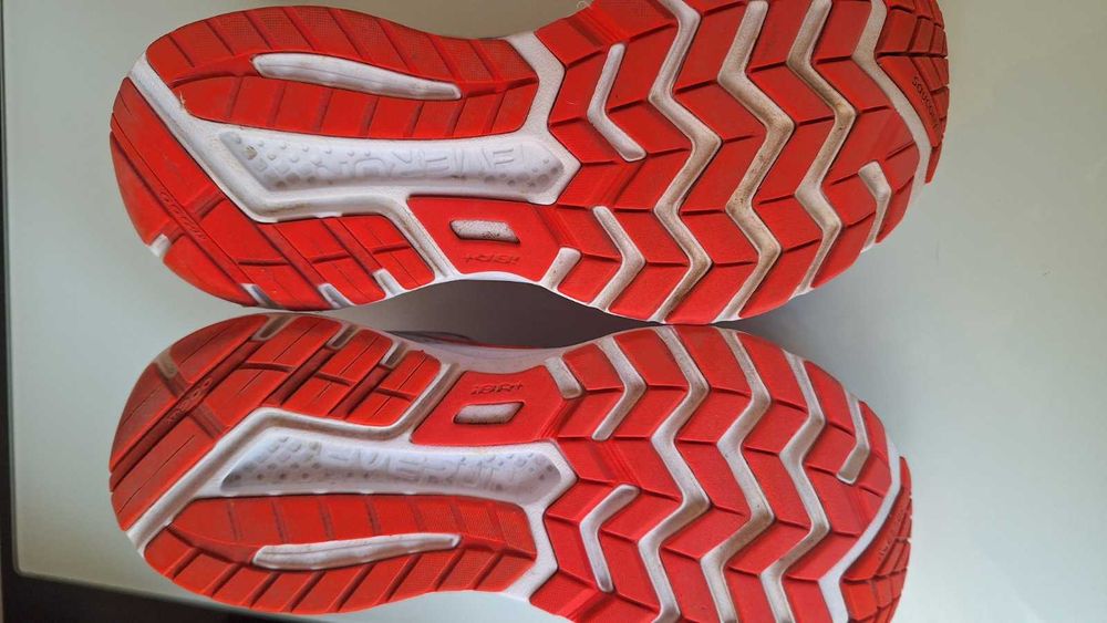 Дамски маратонки Saucony Ride 10 – Номер 40.5