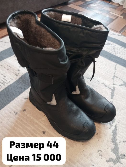 Продам зимние сапоги