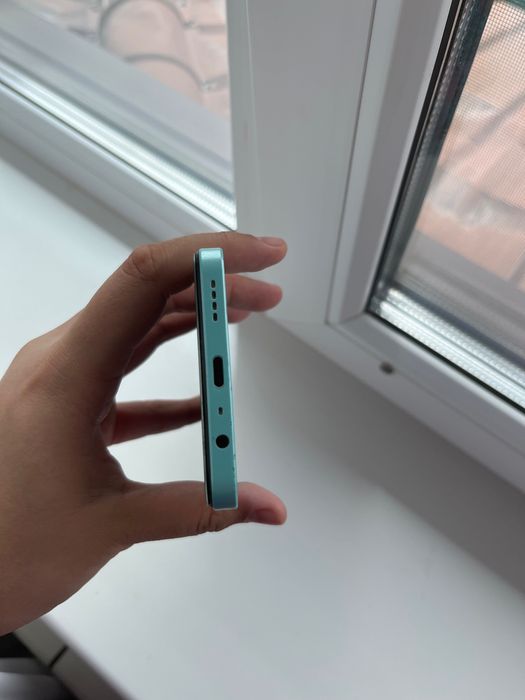 Продам Телефон Realme c51