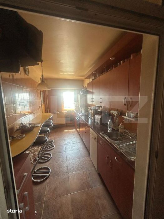 Apartament 4 camere, 84 mp, toate utilitatile, etaj 8/8, zona Micro 12
