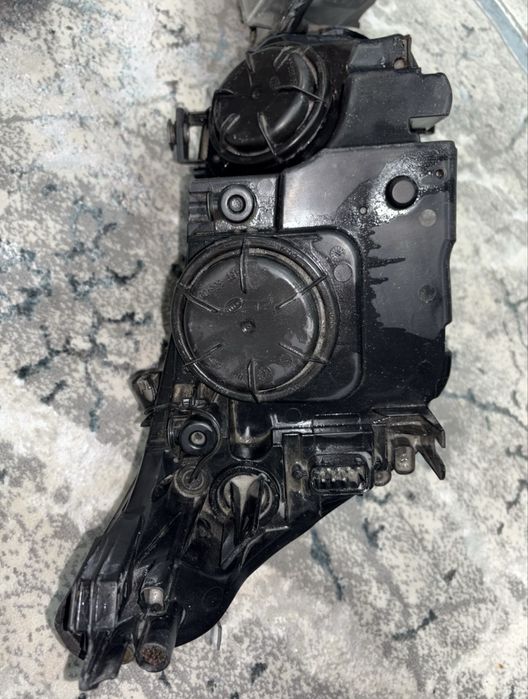 Фары BMW E60 продам