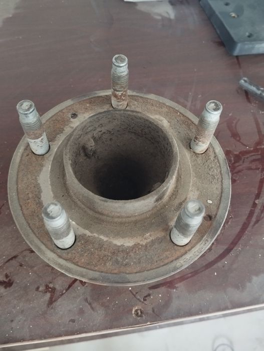 Малибу 2 орка почемник сотилади