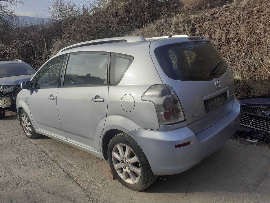 Toyota corola verso/Тойота Корола Версо На Части