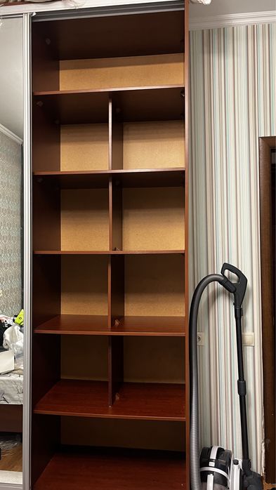 Шкаф купе в хорошем состоянии