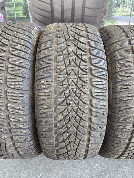 235/50/18 DUNLOP 4бр
