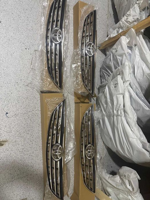 решетка вверхний на тойота камри 30/35 европа/америка