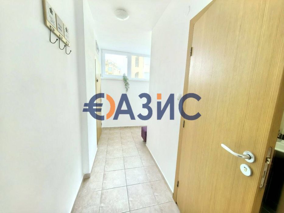 Продава се Тристаен апартамент в к.к. Слънчев бряг - 93 кв.м за 565 €/кв.м - Снимка #12