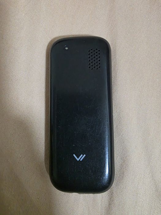 Простой телефондар бар жасап тур