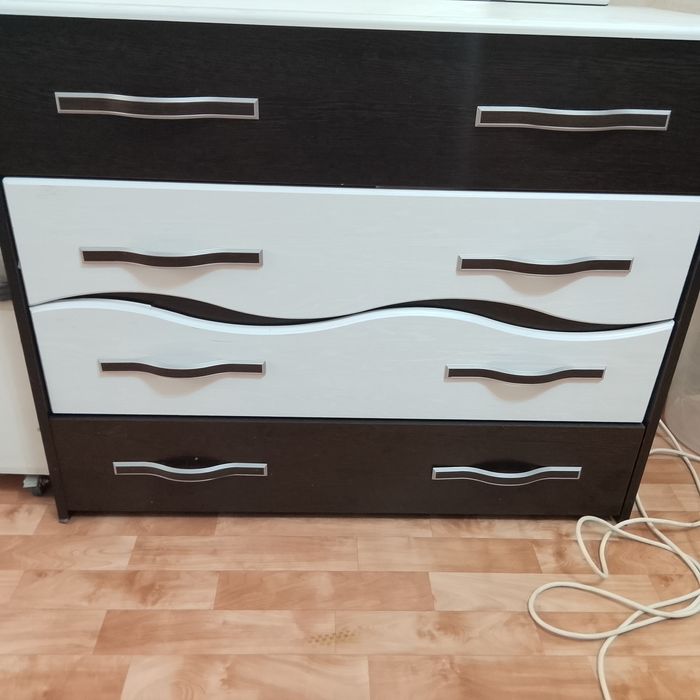 Продается комод, в хорошем состоянии