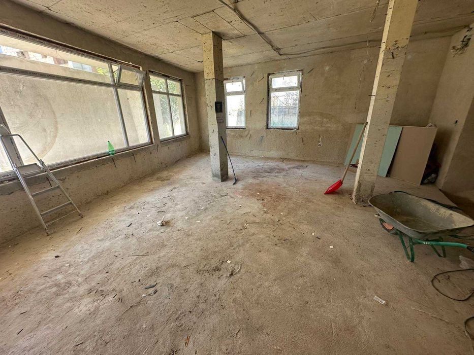 Продава заведение на две нива