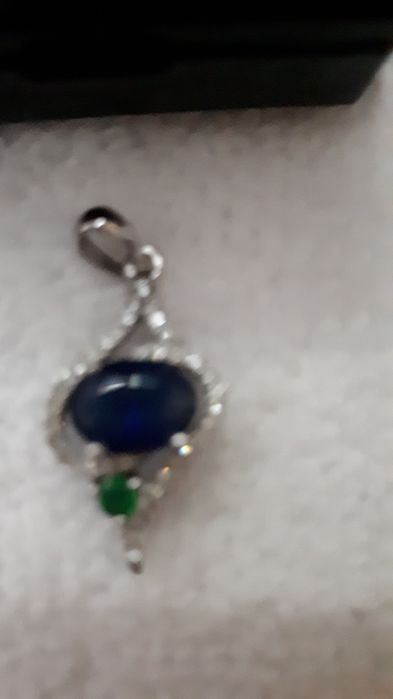 Серебряный комплект гвоздики и кулон