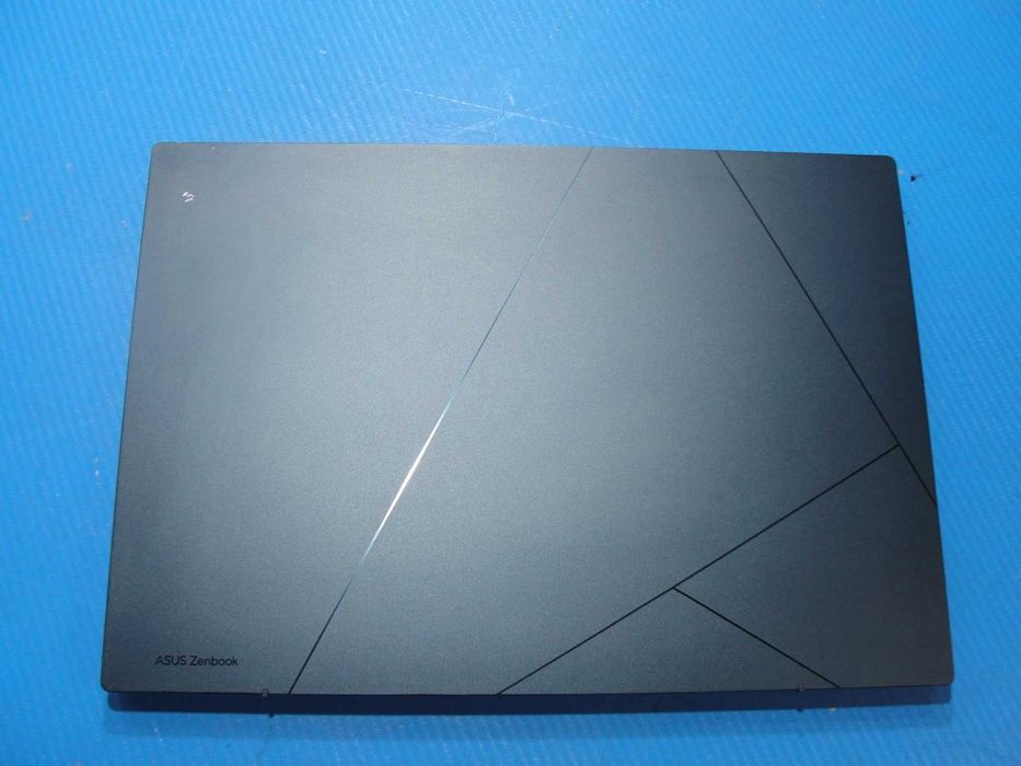 Asus ZenBook 14 OLED UX3402ZA