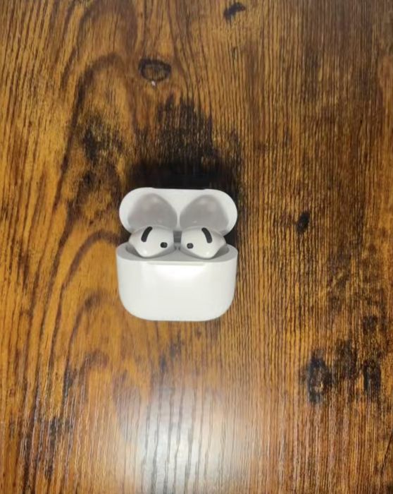 Airpods 4. Perfect functionale