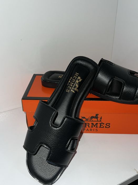 Papuci hermes 38