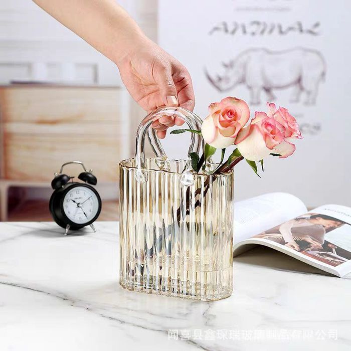 Ваза сумочка для подарков