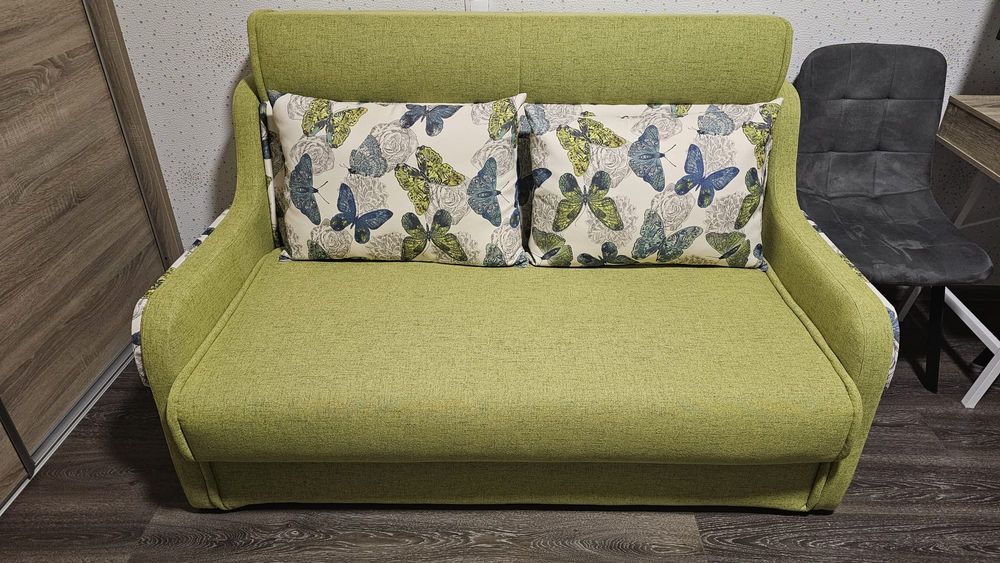 Vand URGENT canapea extensibila