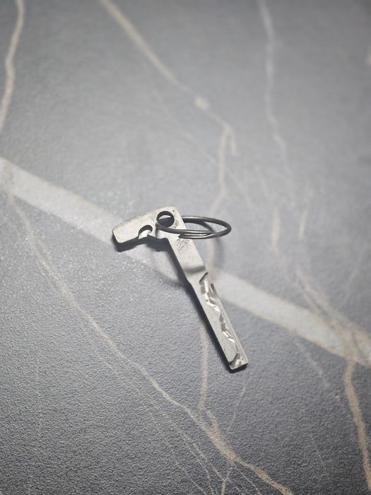 Vând cheie mercedes benz