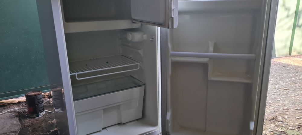 малък хладилник NEO Ширина – 48 см; Височина – 84 см; Дълбочина – 55 см .