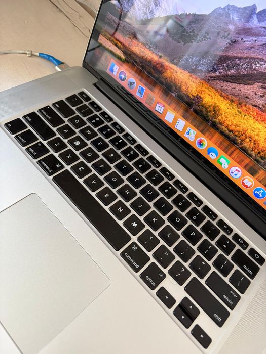Macbook pro 15 retina 16/512 mid 2013