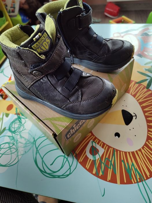 De vânzare ghete copii