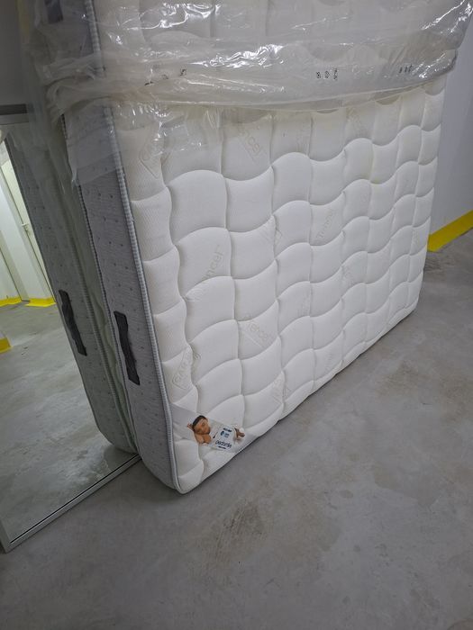 Saltea 180x200 stare bună  900lei