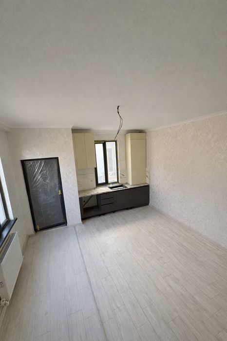 Срочно продаётся Танхаус 2ком студия М.улугбек район Максим горький