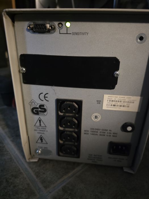 apc 1000 -1000va smart ups