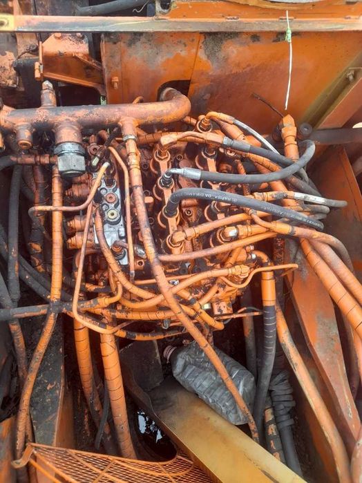 Distribuitor hidraulic CO170-51005 excavator Fiat Hitachi EX 215