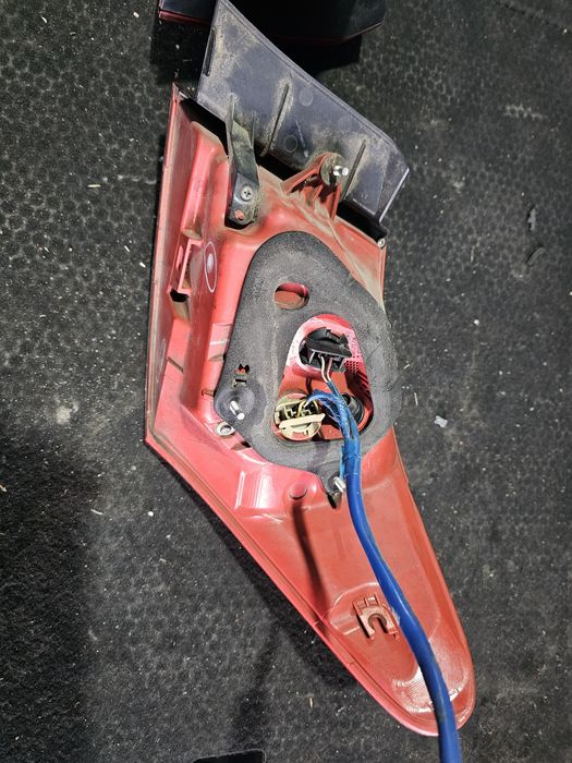 Лексус задний фонарь